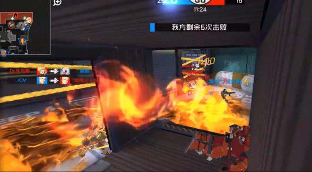 王牌战士：火神新模式里很快乐，一秒3个燃烧瓶，瞬间制造火海！(5)