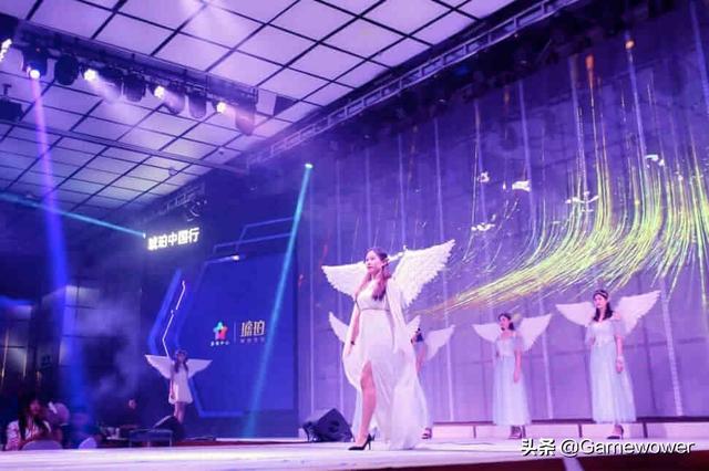 2019OPPO游戏中心琥珀中国行迎来收官游戏手柄C1挑战吉尼斯纪录(6)