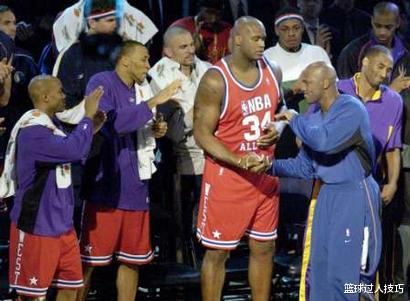 NBA6大经典全明星首发：杜詹组合包夹库里，03年乔丹+麦迪+艾弗森(8)
