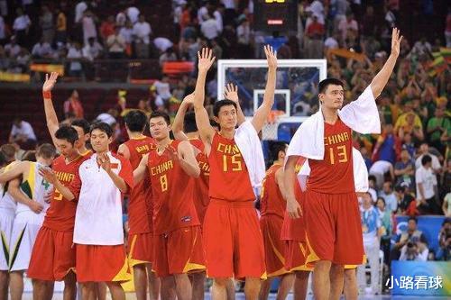 美国男篮公布44人大名单，球迷感叹：真想看中国男篮再干他们一次(4)