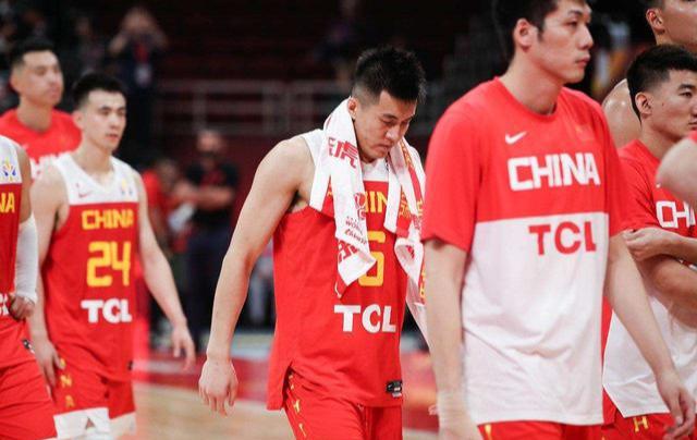 中国男篮世界杯失意非偶然，这2人若能回归，冲击奥运会胜券在握