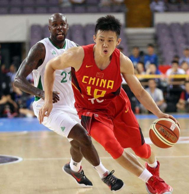 中国男篮世界杯失意非偶然，这2人若能回归，冲击奥运会胜券在握(3)