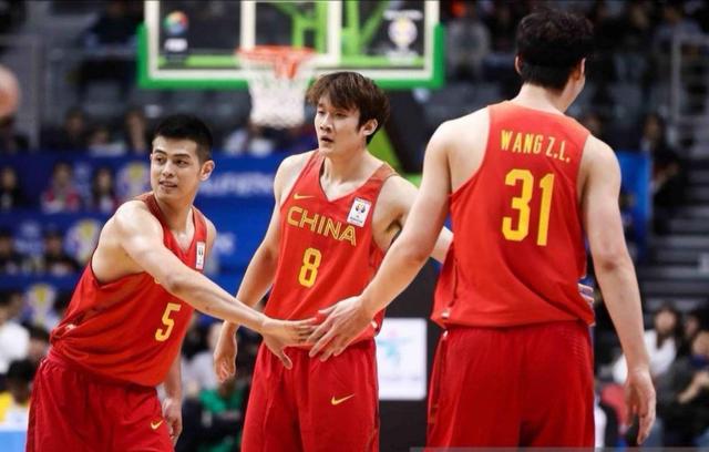 中国男篮世界杯失意非偶然，这2人若能回归，冲击奥运会胜券在握(4)
