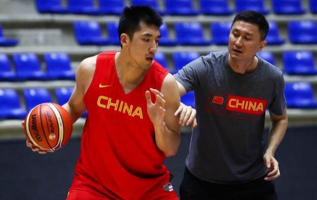中国男篮冲击奥运集训名单，这5人获杜锋重用，李楠4名爱将无缘
