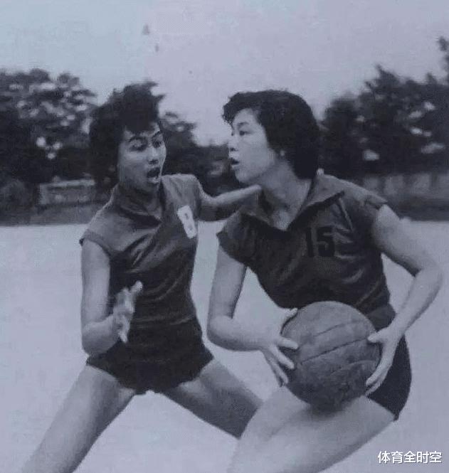 难怪钟南山院士亲自指导姚明，夫人竟是老一代中国女篮，还是篮协副主席！(3)