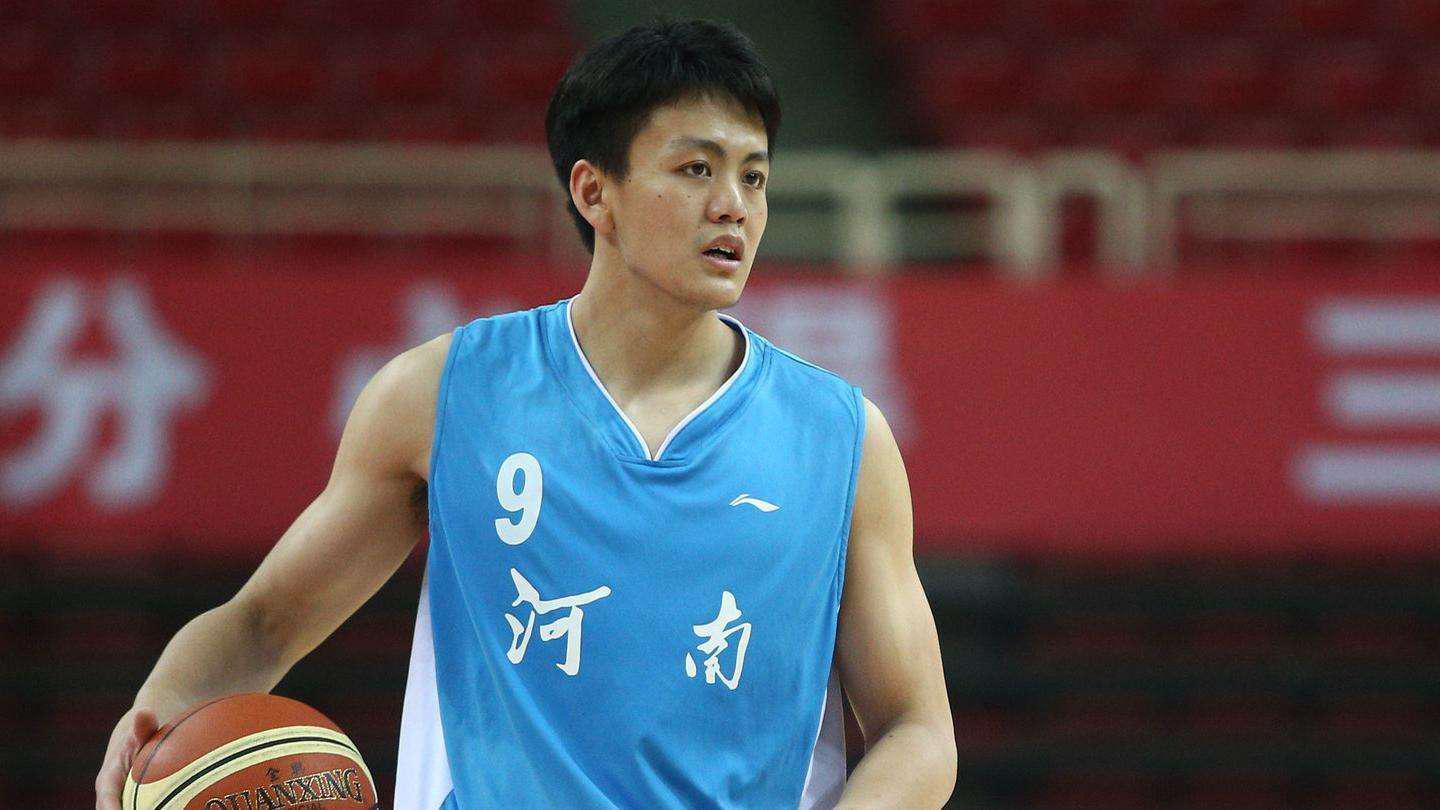 中国男篮有救了！超级天才大放异彩，锁定中国第一小前，有望进入NBA(3)
