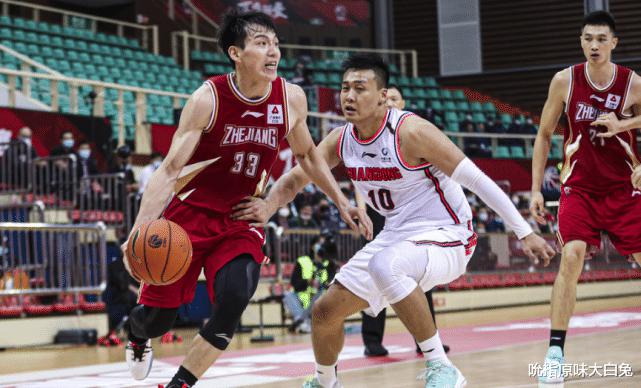 26岁后卫爆发，广东男篮卫冕最大对手出现，比辽宁男篮战绩还猛(6)