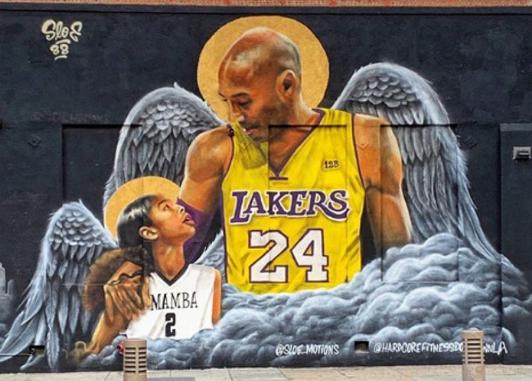 耗时300小时！小学篮球场手绘24米科比壁画，艺术家：一生的偶像(3)