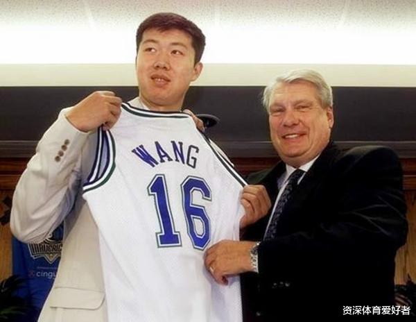 中国曾先后在NBA效力过的5位球员，他们当初的模板球员分别是谁？(1)
