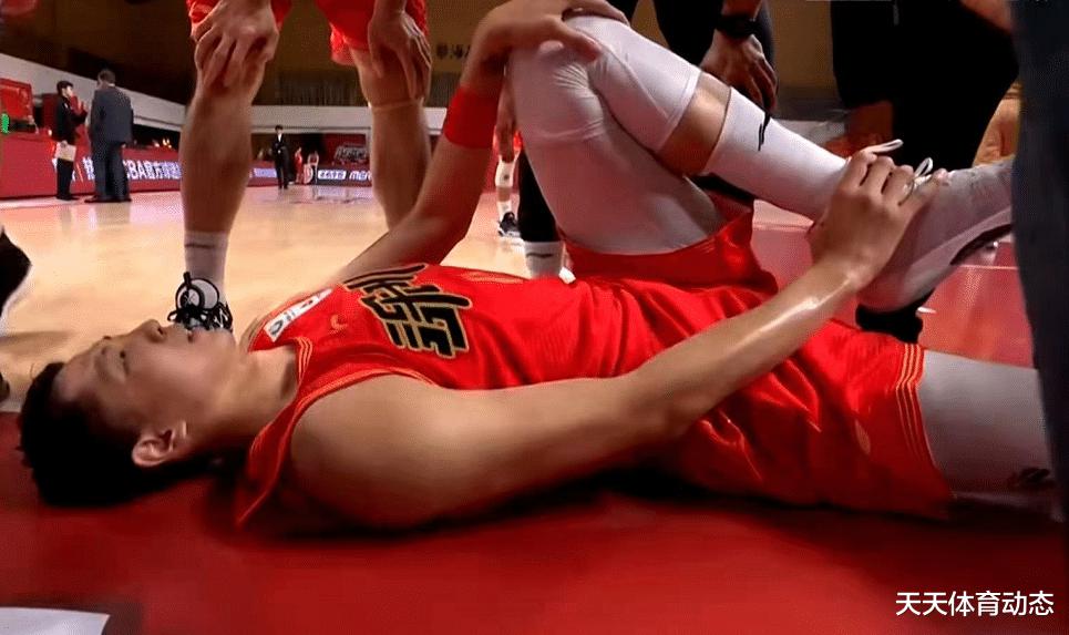 中国男篮大名单“有毒”，已有6名球员受伤，杜锋或扩充大名单！(2)