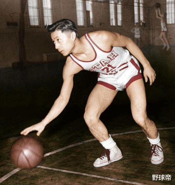 NBA首位亚裔球员：身高170，只打3场，仍能入选运动名人堂