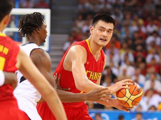 小巨人姚明，要是当选为男篮主教练，那么中国男篮会提升吗？(2)