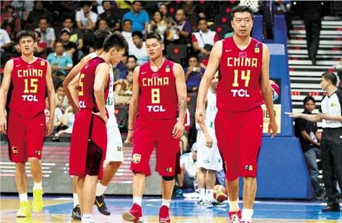 如果全在巅峰期的话，中国男篮历史上最强的五人组你会选哪五位？(2)