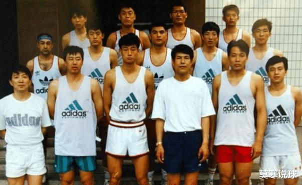 聊一下中国男篮球二代的年龄，他们的年龄真的没有办法作假(1)
