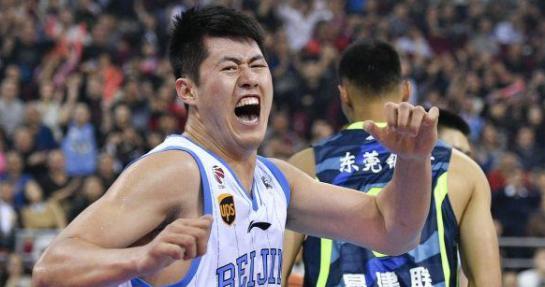 中国男篮运动员曾征战NBA，退役后结婚生子，生活平淡且幸福