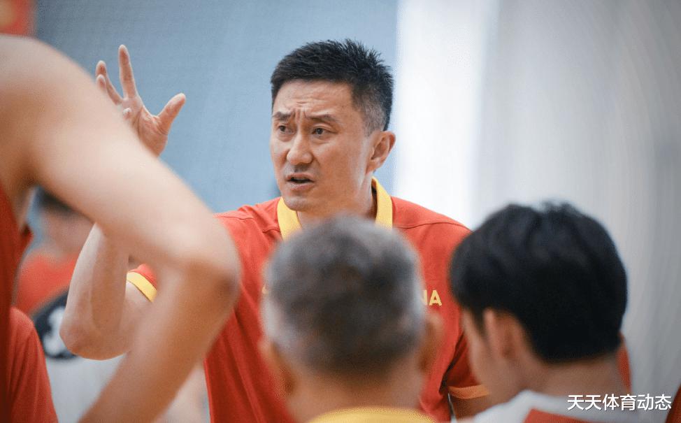 中国男篮对抗赛透露重要消息，12人大名单基本确定，任骏飞或无缘！(1)