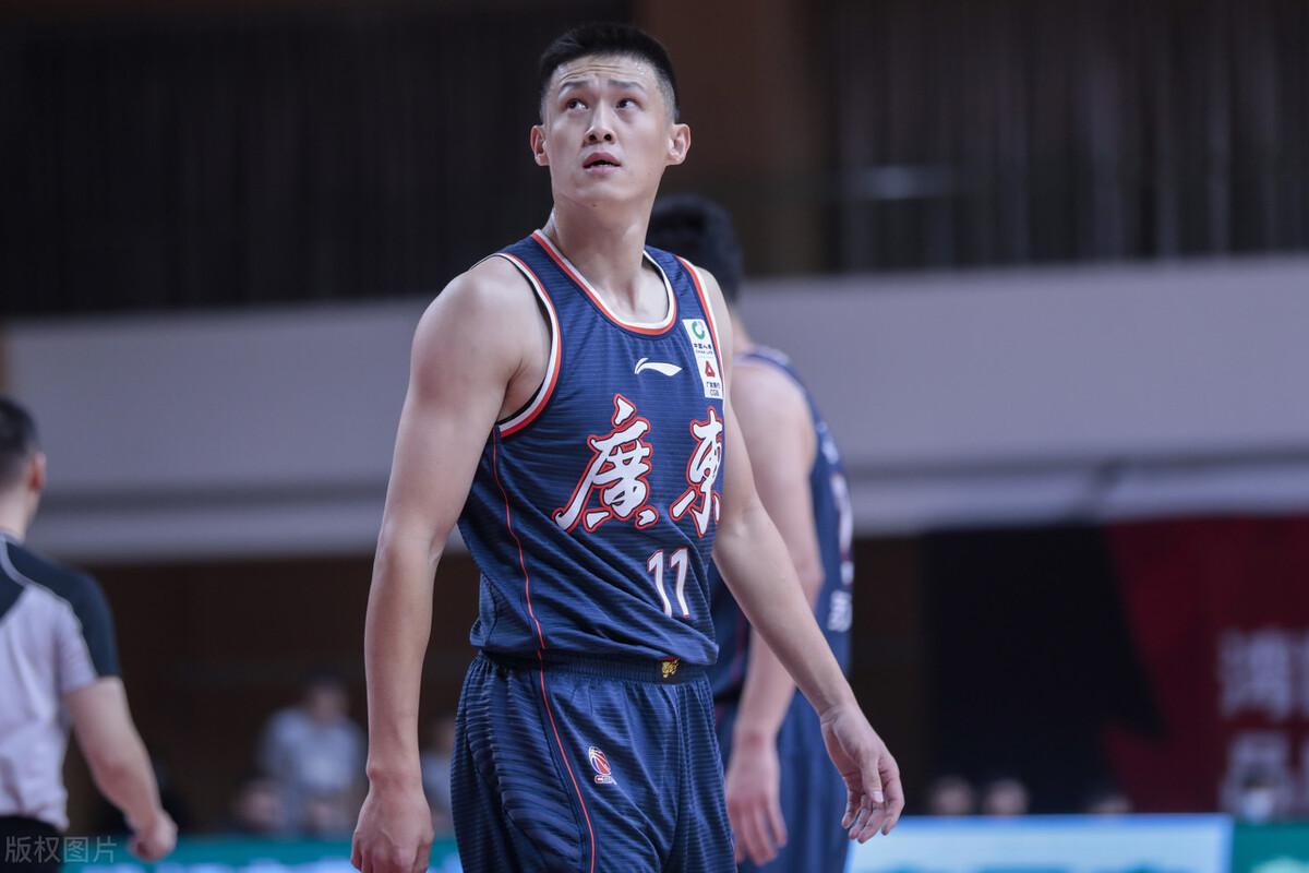 恭喜中国男篮! 四战全胜，未来可期，周鹏依旧是国际赛场的大核心