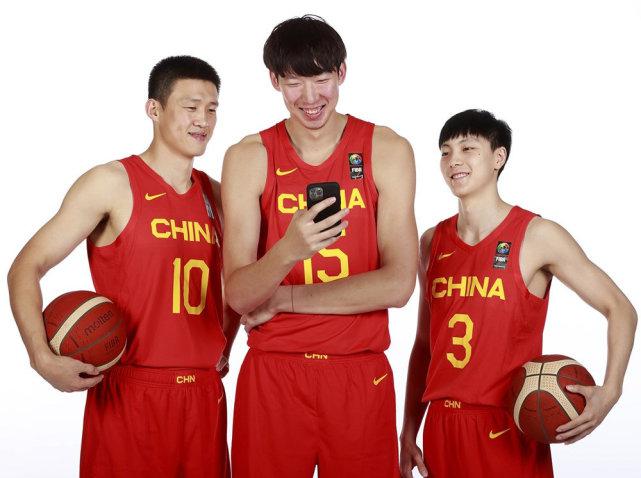 奥运落选赛加拿大赛区太业余，中国男篮成日本队，周鹏名字也打错(3)