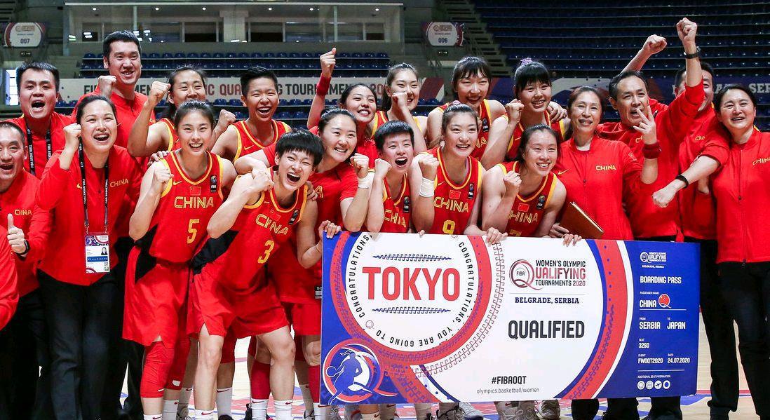 CCTV拒播！中国女篮热身赛最后练兵 高手过招加强度 12金花扬国威(1)