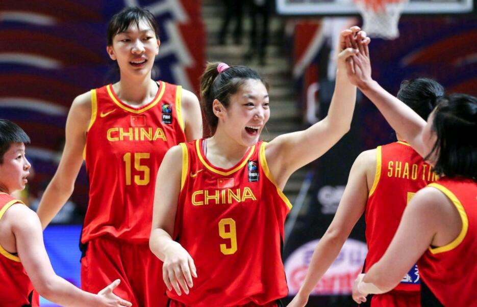 恭喜中国女篮！FIBA官宣最新实力排名，奥运会夺奖牌机会大增(3)