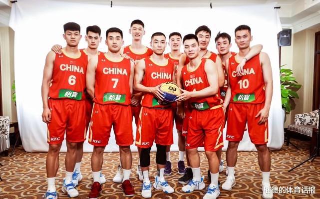 官方！中国三人篮球晒全队出征照，高诗岩更博：想为国家做贡献(2)