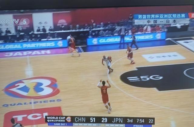中国男篮遭遇边线发球魔咒，真成了世界级难题？(1)