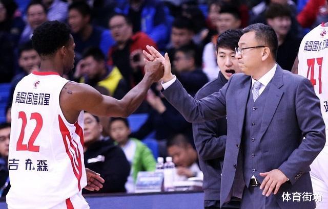 重磅消息，中国篮坛老牌名帅离开国家队，一因素成为导火索！(2)