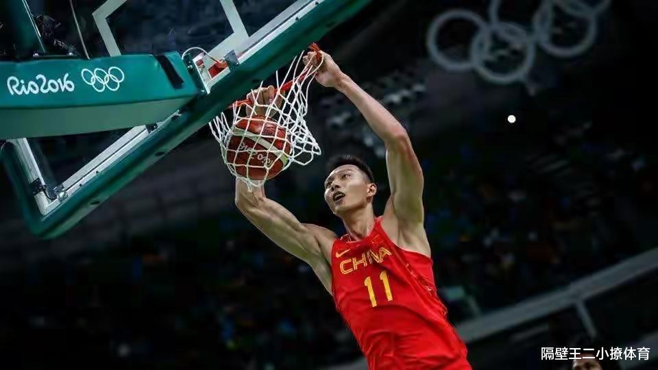 中国男篮史上的6大扣将 ，最强之人弹跳实力远胜易建联(5)