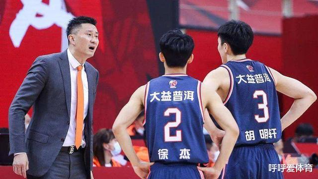 中国男篮集训时间已确定：杜锋揭秘12人名单，两位天才小将受关注(5)