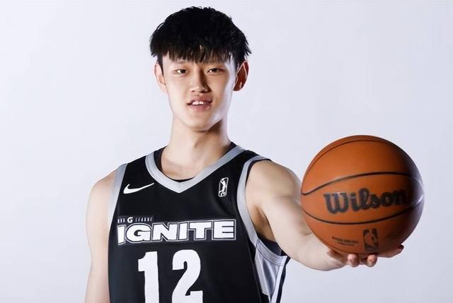 6月24日，中国4人将参加NBA选秀，或许只有他才最有希望被选中！(3)