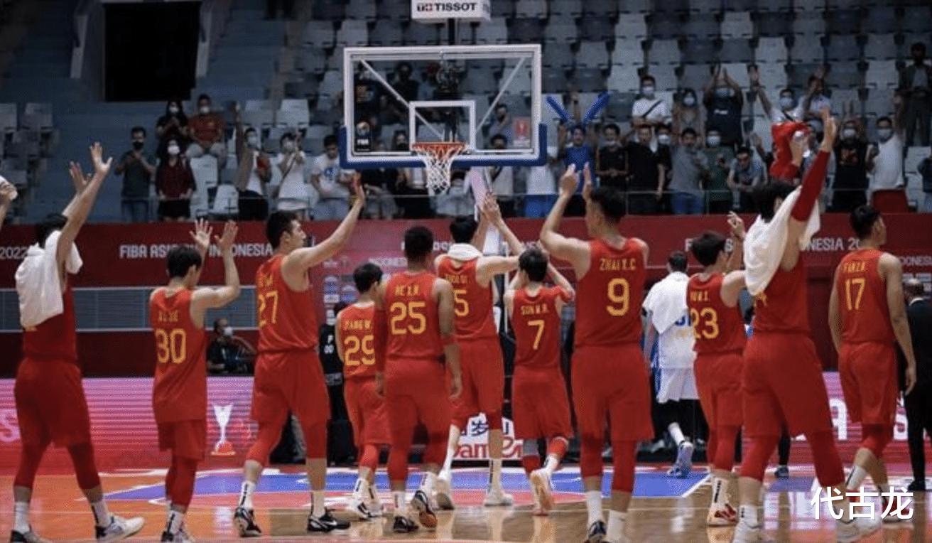 争决赛门票！男篮亚洲杯半决赛今晚打响，淘汰中国的球队拿冠军？