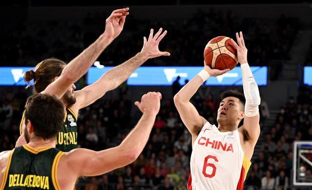 直播预告中国男篮法国热身赛，杜锋战胜两大鱼腩降低舆论压力(5)