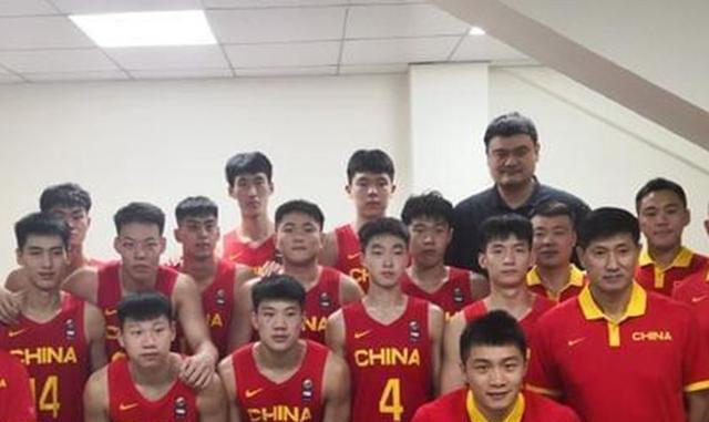 U18男篮亚锦赛：刘金雨刘礼嘉得分上双，中国男篮54-28印度队(4)