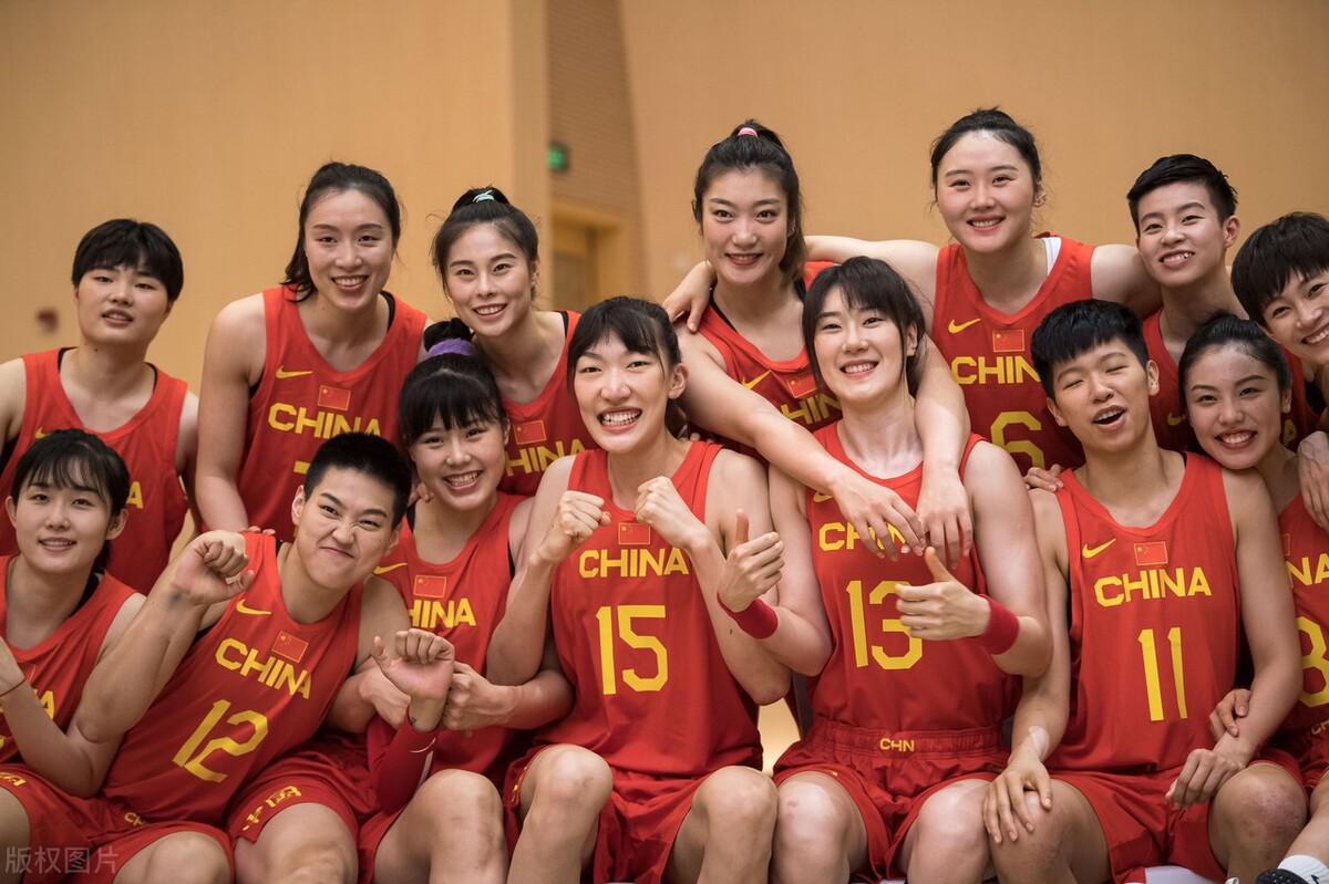 恭喜中国女篮，悉尼征战传来赢球喜讯，郑薇立功，姚明盼到好消息