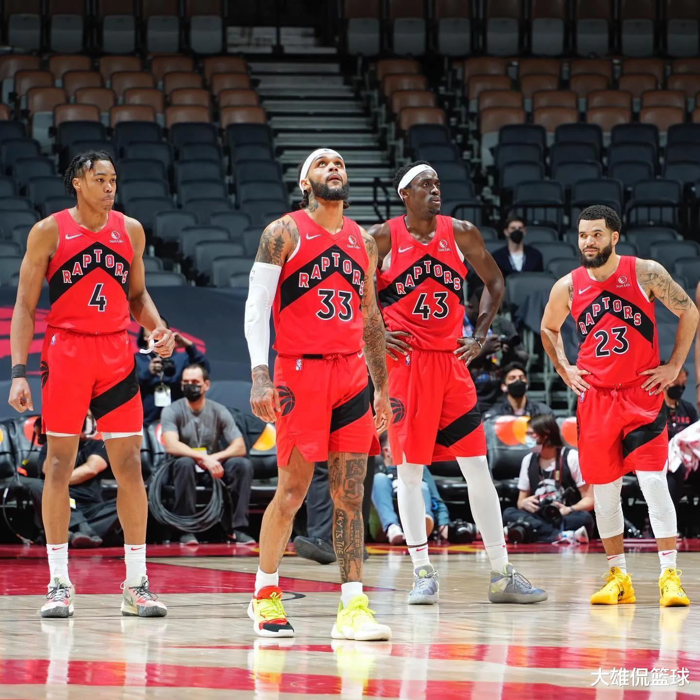 美媒发图提问NBA东部实力最强的是哪三支球队，九选三怎么选(8)