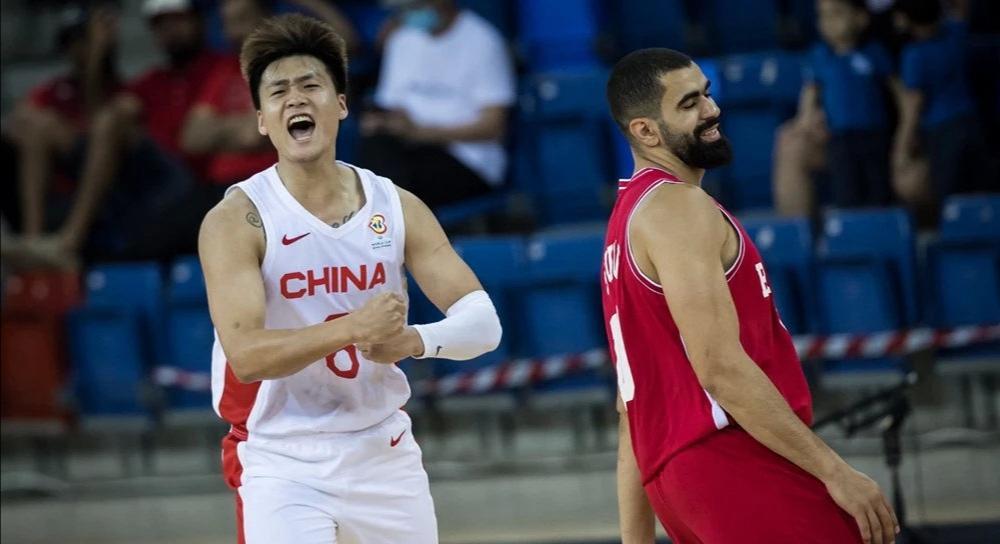 中国男篮面临重组，选材从两方面着手，防守能力与潜力是重要标准