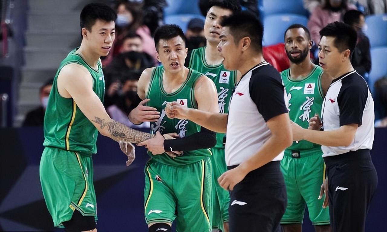 中国男篮24人名单，杜锋的三个爱徒落选，让洋帅躺枪有点冤(4)