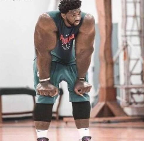NBA公认最强肌肉男阵容，魔兽手臂像充气 詹皇似人类标本(1)