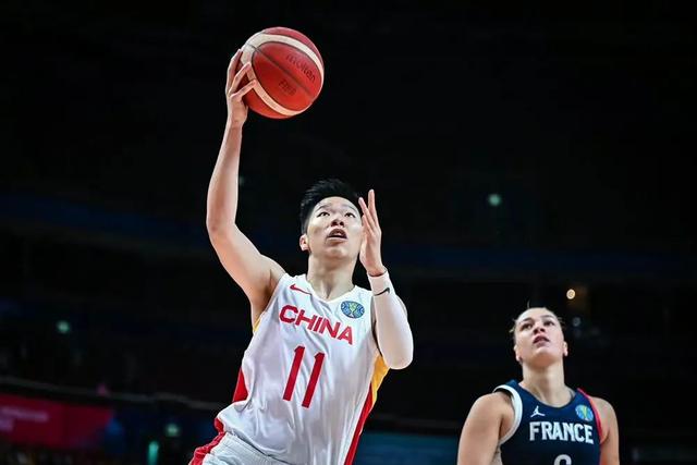 23+4！李梦排名MVP第一！中国女篮半决赛打澳大利亚(3)