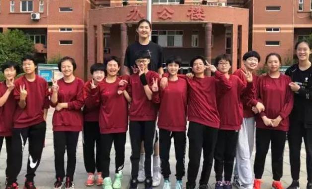 张子宇：中国篮球界未来的“新星”(6)