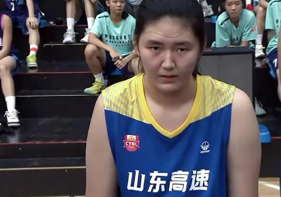 张子宇：中国篮球界未来的“新星”(35)