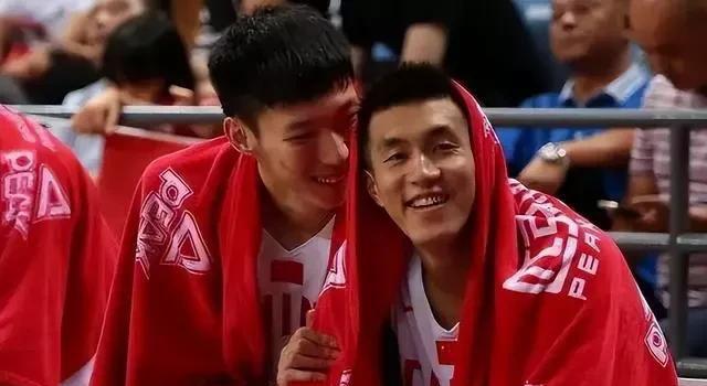 中国男篮告别杜锋式“小快灵”打法，乔帅的“高快准”能走多远？(2)
