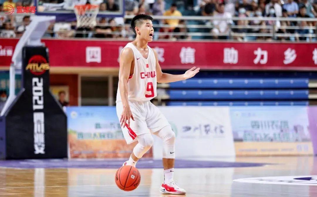 ​中国男篮4人或出局，乔帅主力体系基本敲定，19岁新星获青睐(5)