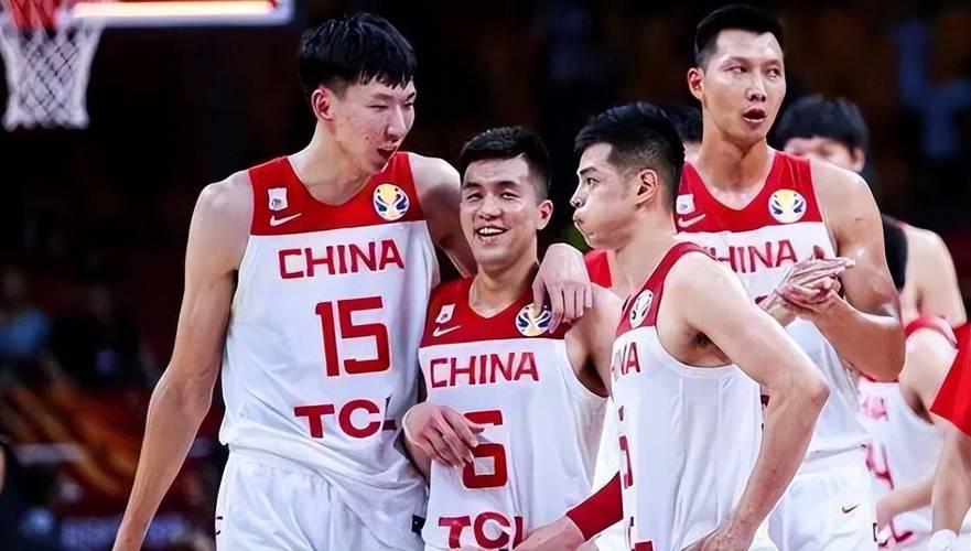新一期中国男篮18人集训名单已内定，辽宁双子星落选