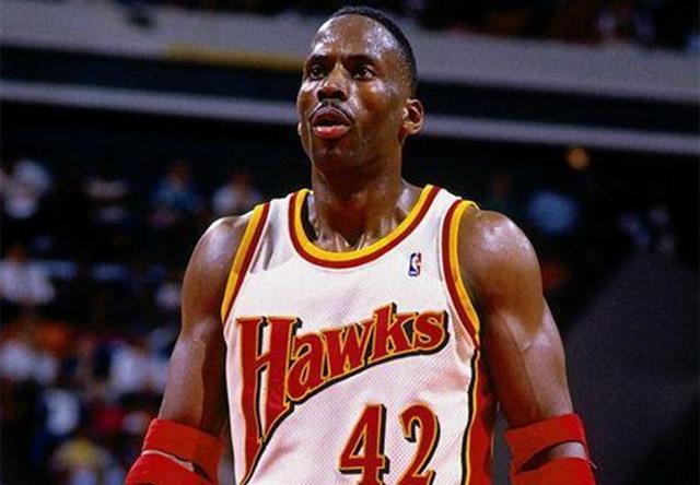 NBA生涯打20年有多难? 仅10人做到，詹姆斯有望创造历史(9)