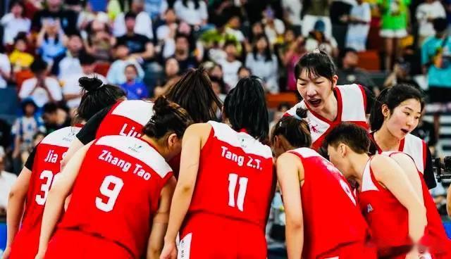 成都大运会女篮比赛开打，中国女篮以83-63轻取葡萄牙，部分球迷却不高兴了：为什