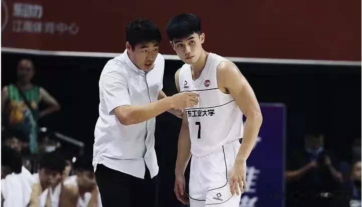 如果陈磊辞去大运男篮主教练职位，不出意外！下一届大运男篮主教练大概率在以下三人产