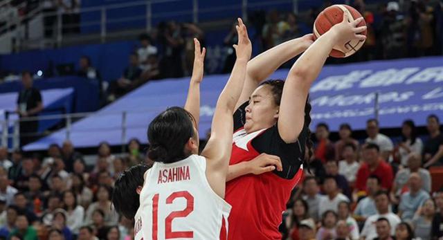 中国大运代表团76金创历史之最！女篮双塔将在新赛季WCBA再度联手(4)