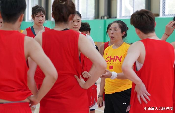中国女篮70-65澳大利亚球员评分：5人完美无瑕，5小各有瑕疵(1)