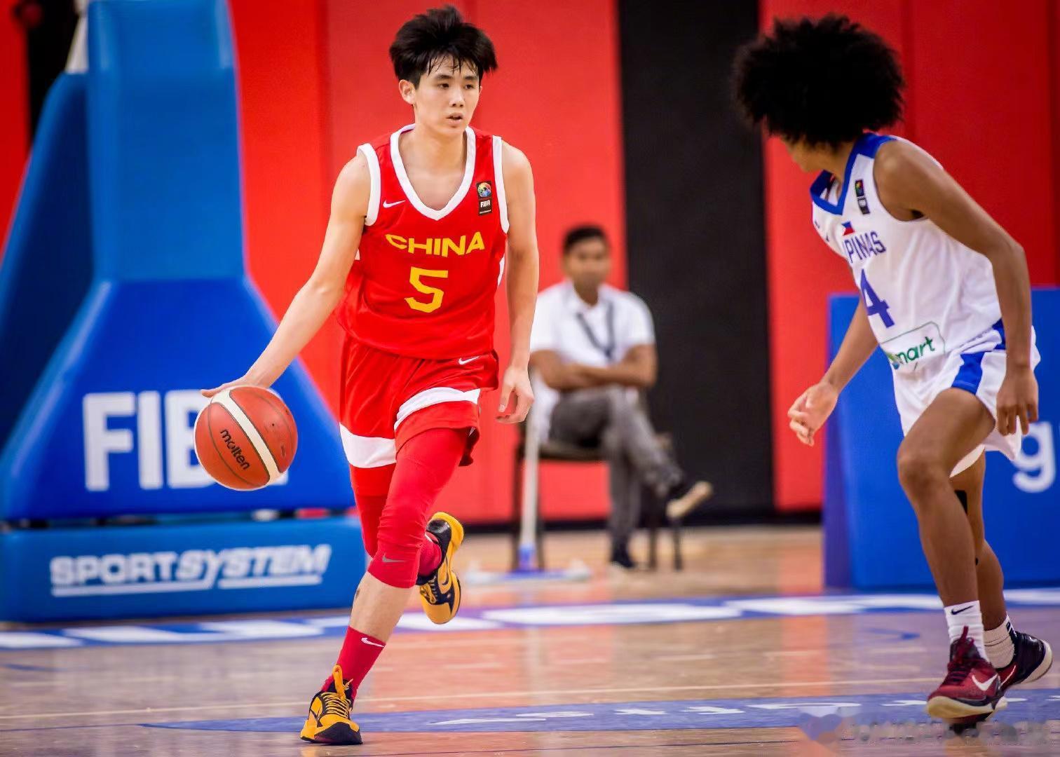 [U16男篮亚锦赛]中国队小组赛首战击败菲律宾队